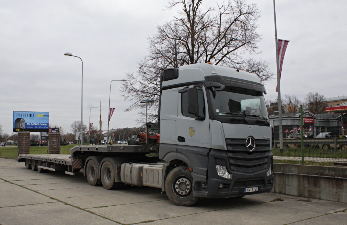 Латвия, № NM-9125 — Mercedes-Benz Actros ('2011)