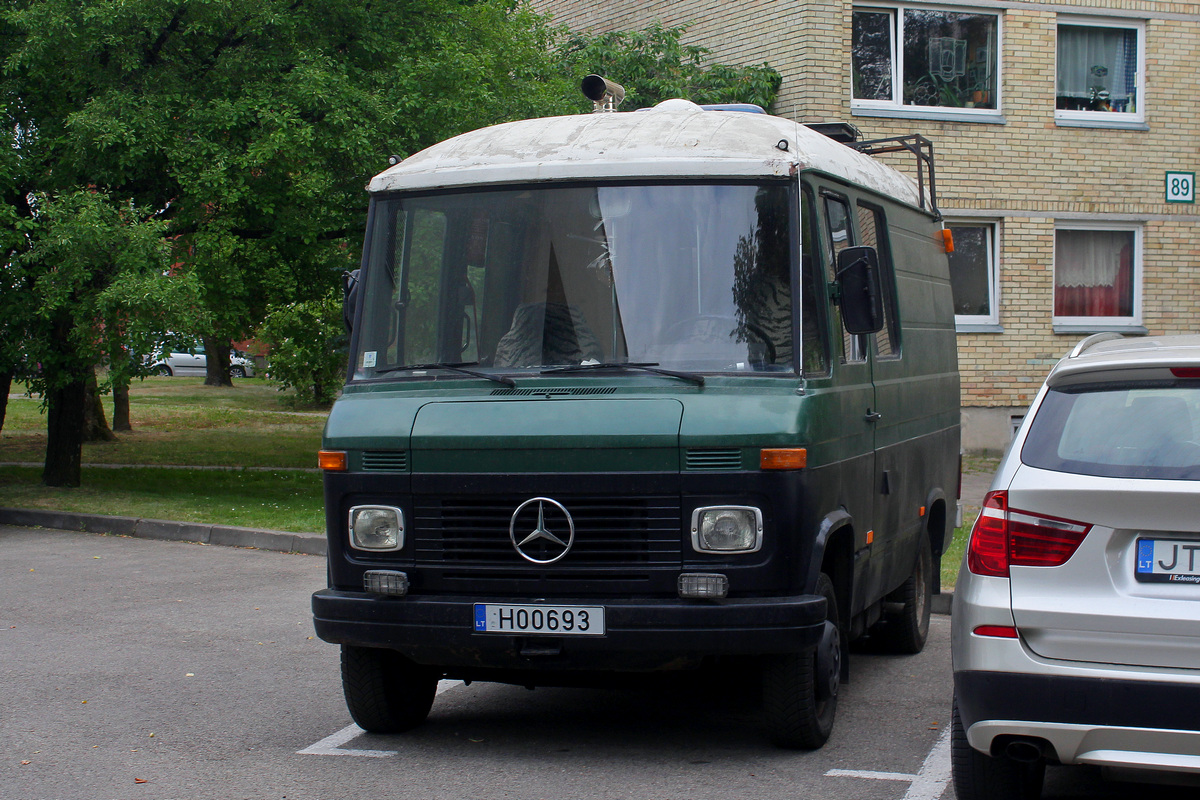 Литва, № H00693 — Mercedes-Benz T2 ('1967)