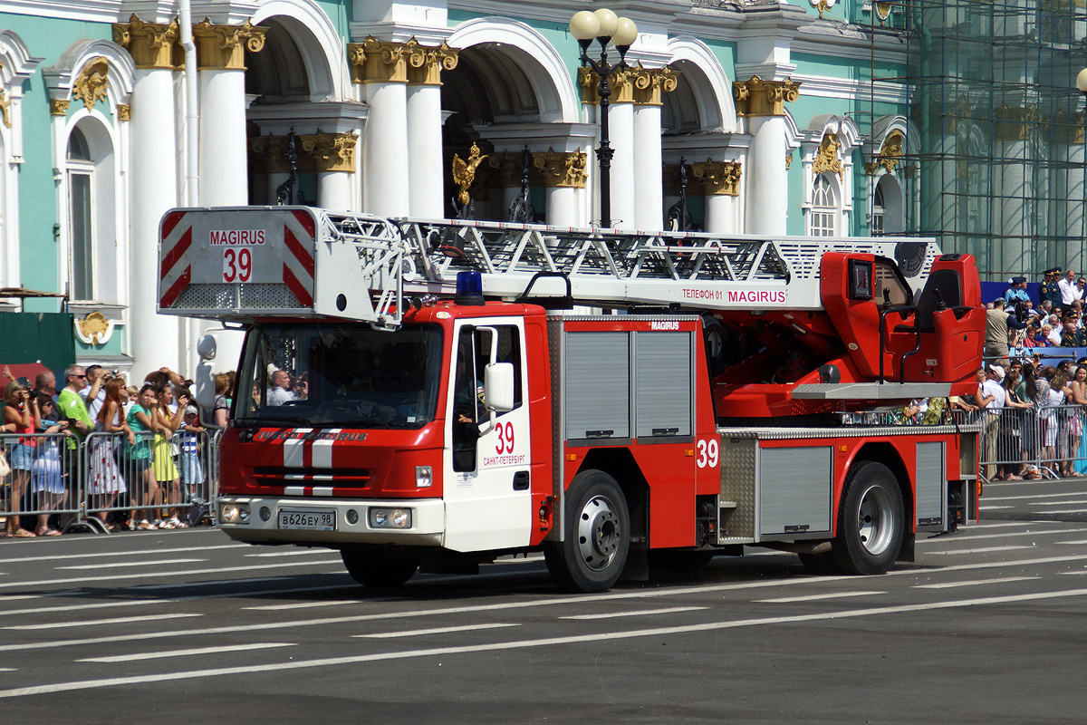 Санкт-Петербург, № В 626 ЕУ 98 — IVECO (общая модель); Санкт-Петербург — Парад, посвящённый 210-летию со дня образования пожарной охраны Санкт‑Петербурга (29.06.2013)