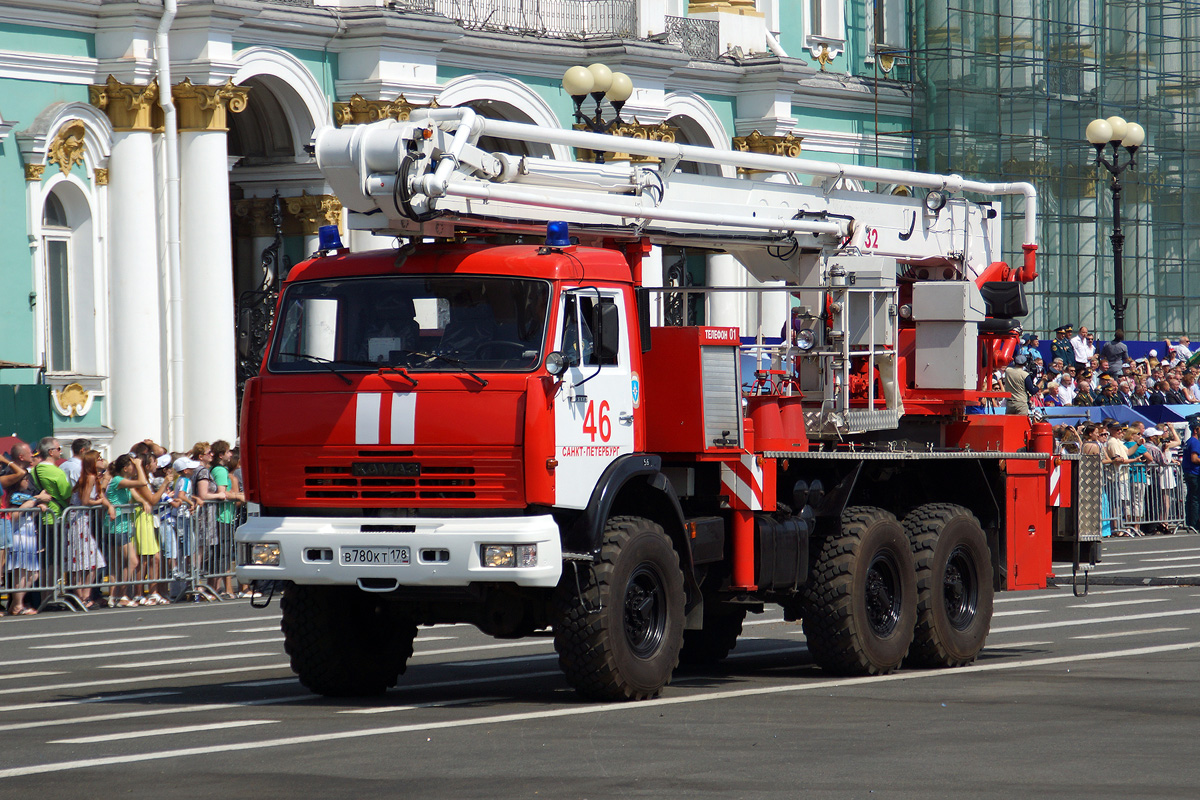 Санкт-Петербург, № В 780 КТ 178 — КамАЗ-43118-15 [43118R]; Санкт-Петербург — Парад, посвящённый 210-летию со дня образования пожарной охраны Санкт‑Петербурга (29.06.2013)