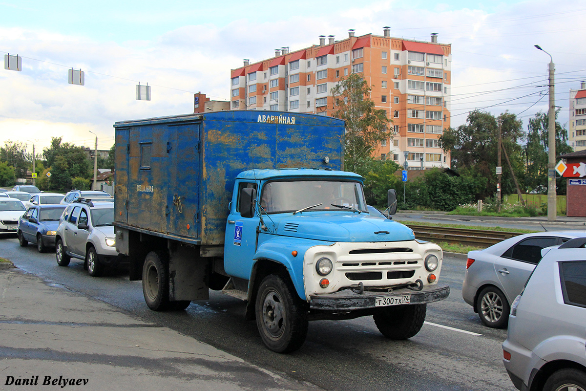 Челябинская область, № Т 300 ТХ 74 — ЗИЛ-431412