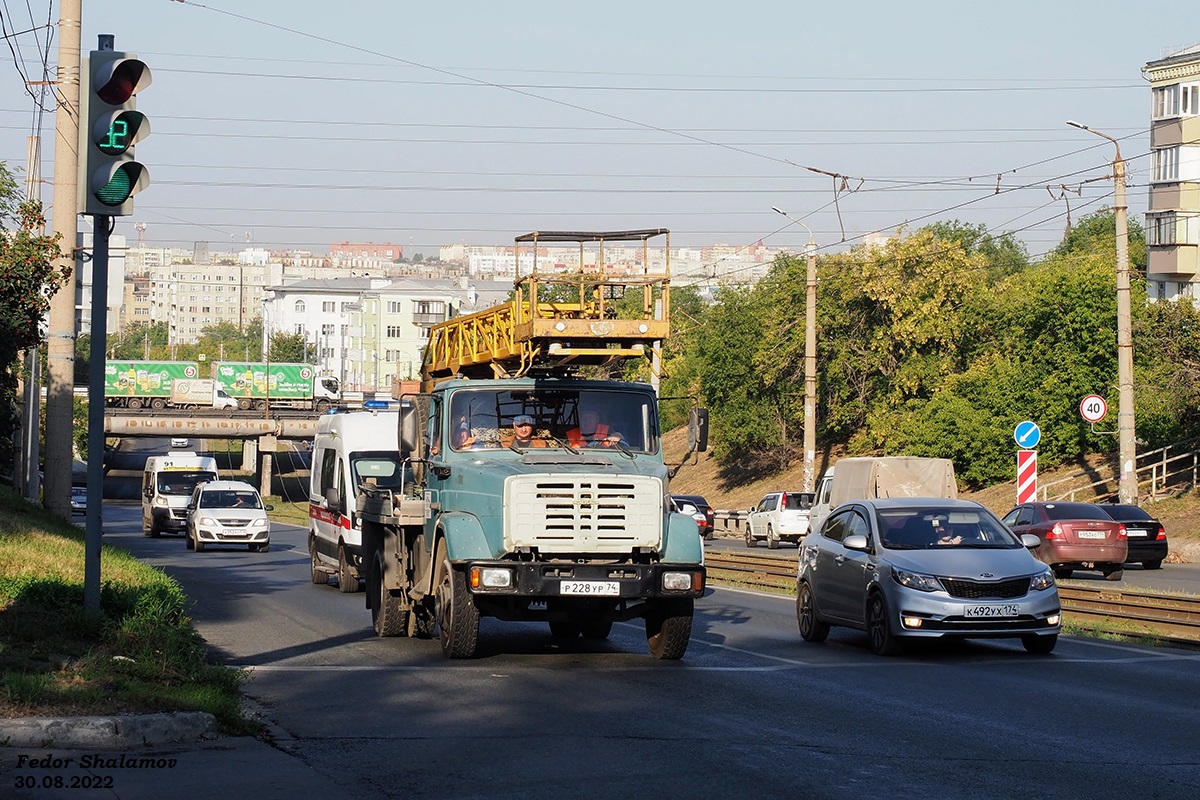 Челябинская область, № Р 228 УР 74 — ЗИЛ-433362