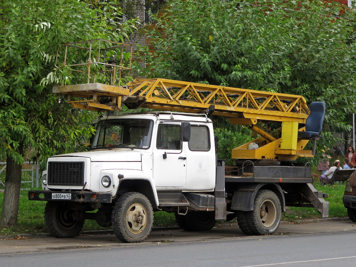 Кировская область, № А 800 РВ 43 — ГАЗ-33086 «Земляк»