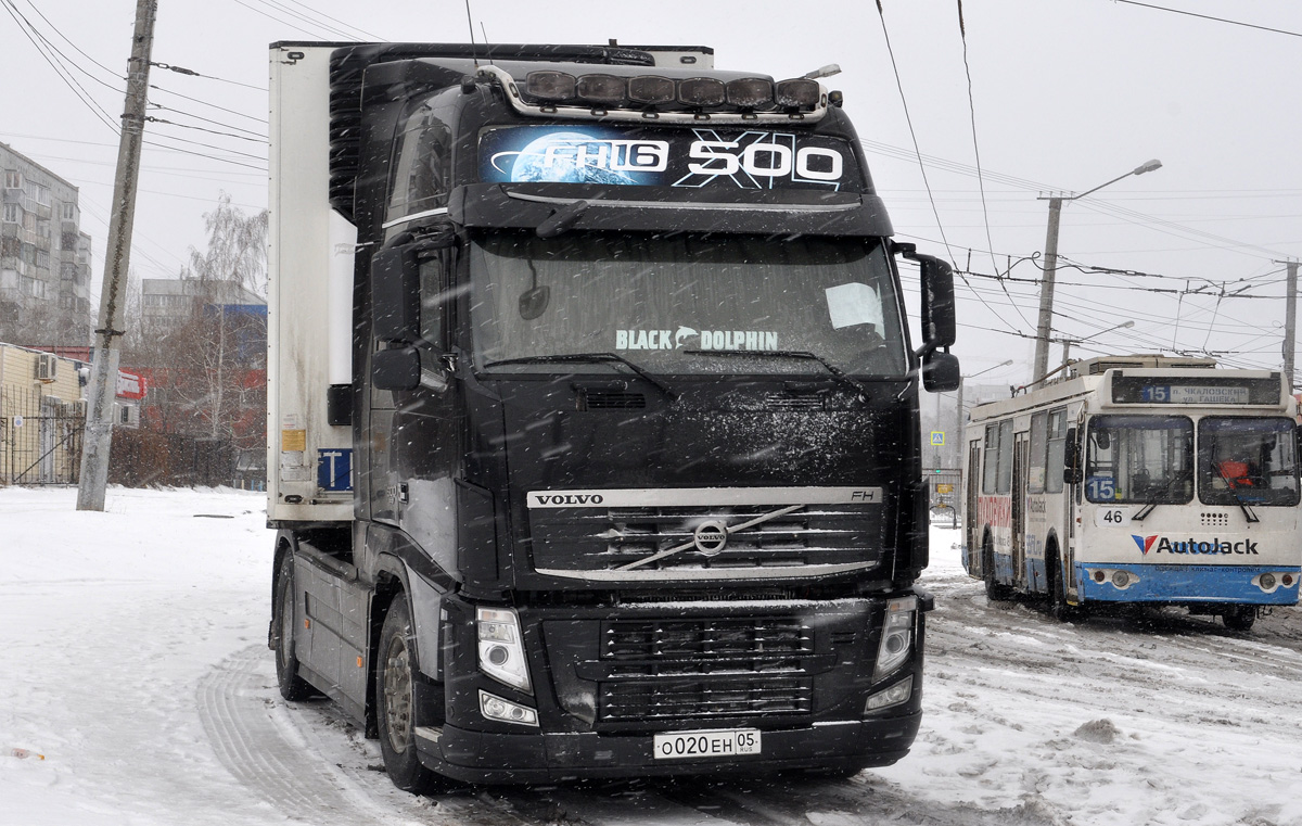 Дагестан, № О 020 ЕН 05 — Volvo ('2008) FH.500