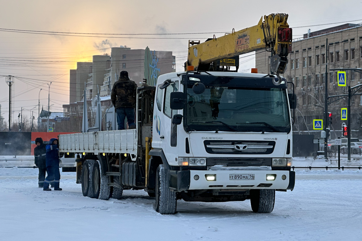 Саха (Якутия), № Т 890 МА 14 — Daewoo Novus