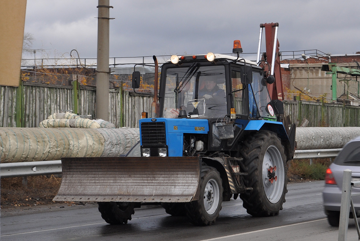 Омская область, № 4177 АВ 55 — Беларус-82.1