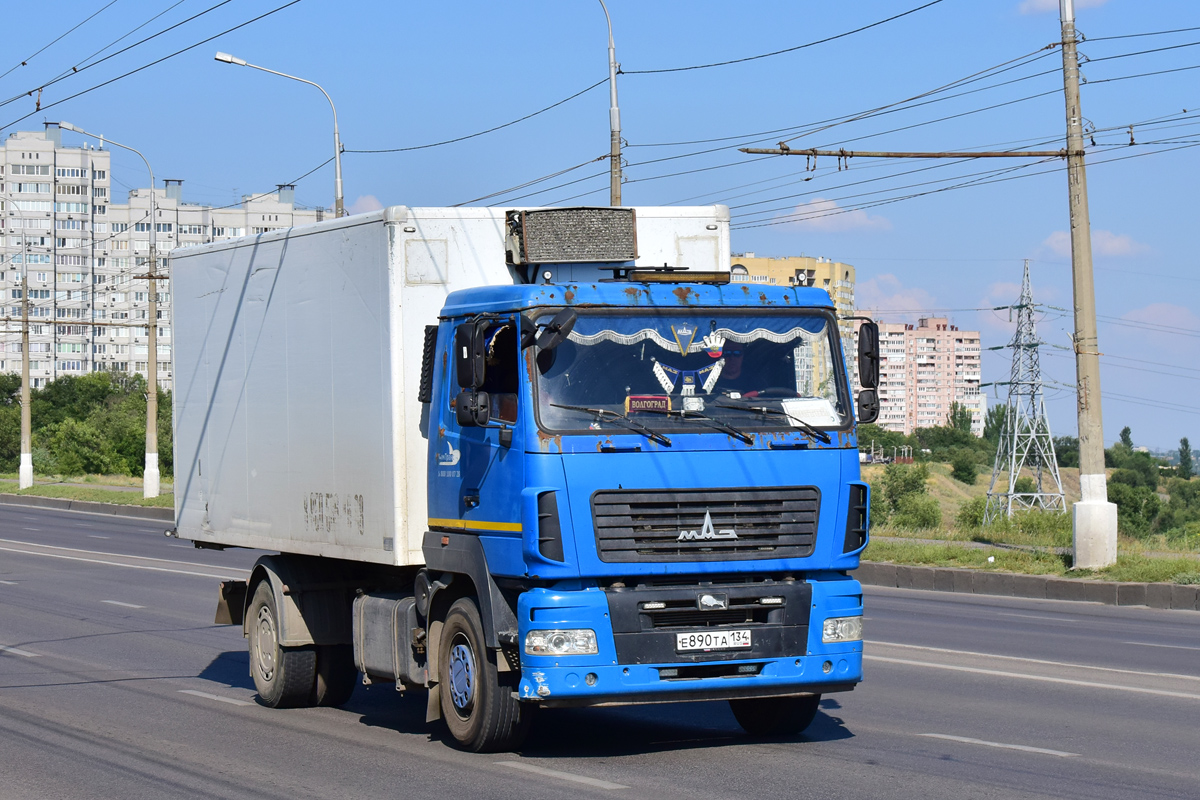 Волгоградская область, № Е 890 ТА 134 — МАЗ-5340B5