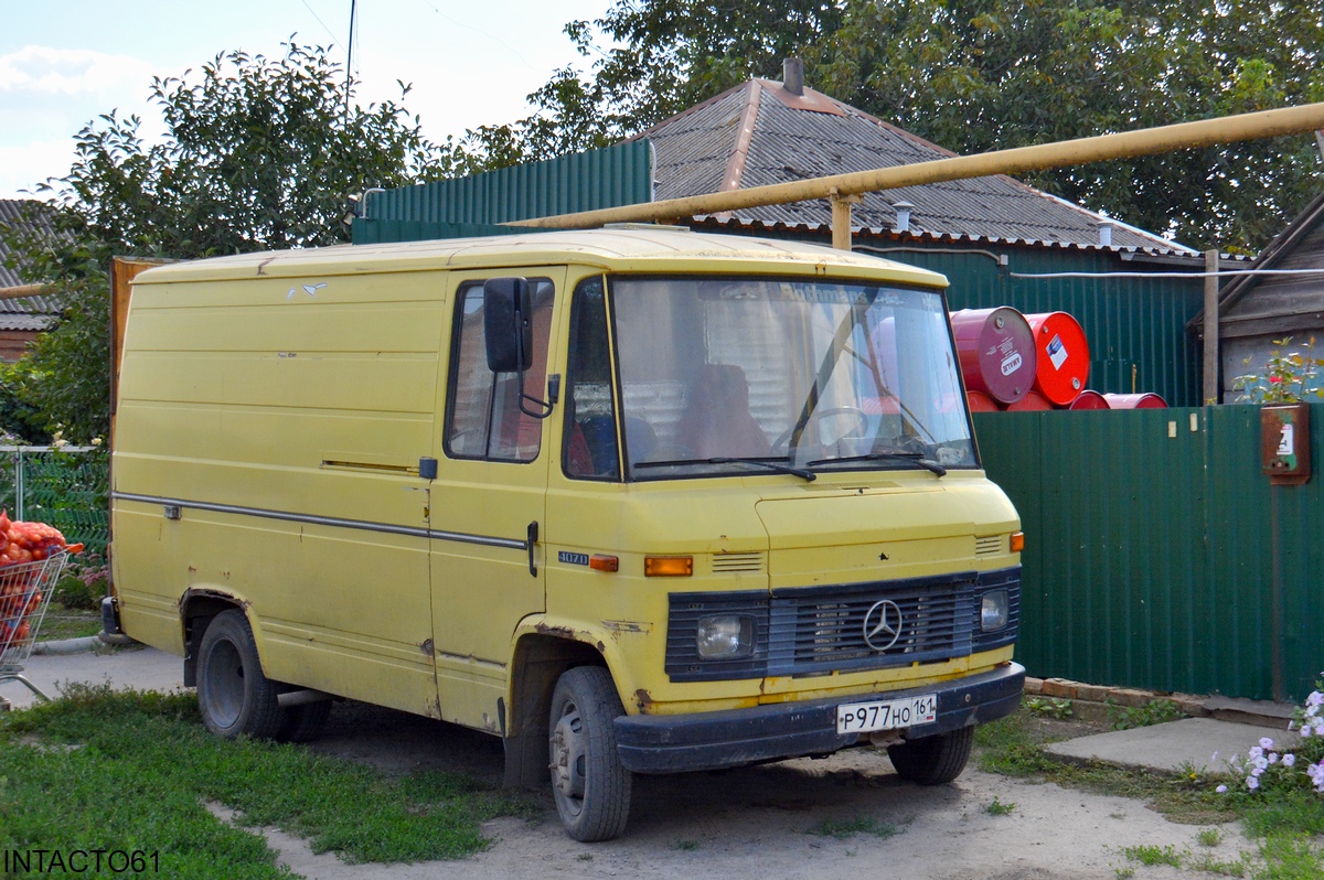 Ростовская область, № Р 977 НО 161 — Mercedes-Benz T2 ('1967)