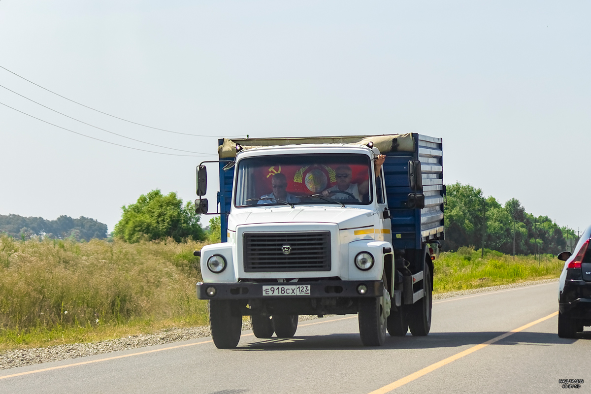 Краснодарский край, № Е 918 СХ 123 — ГАЗ-33098