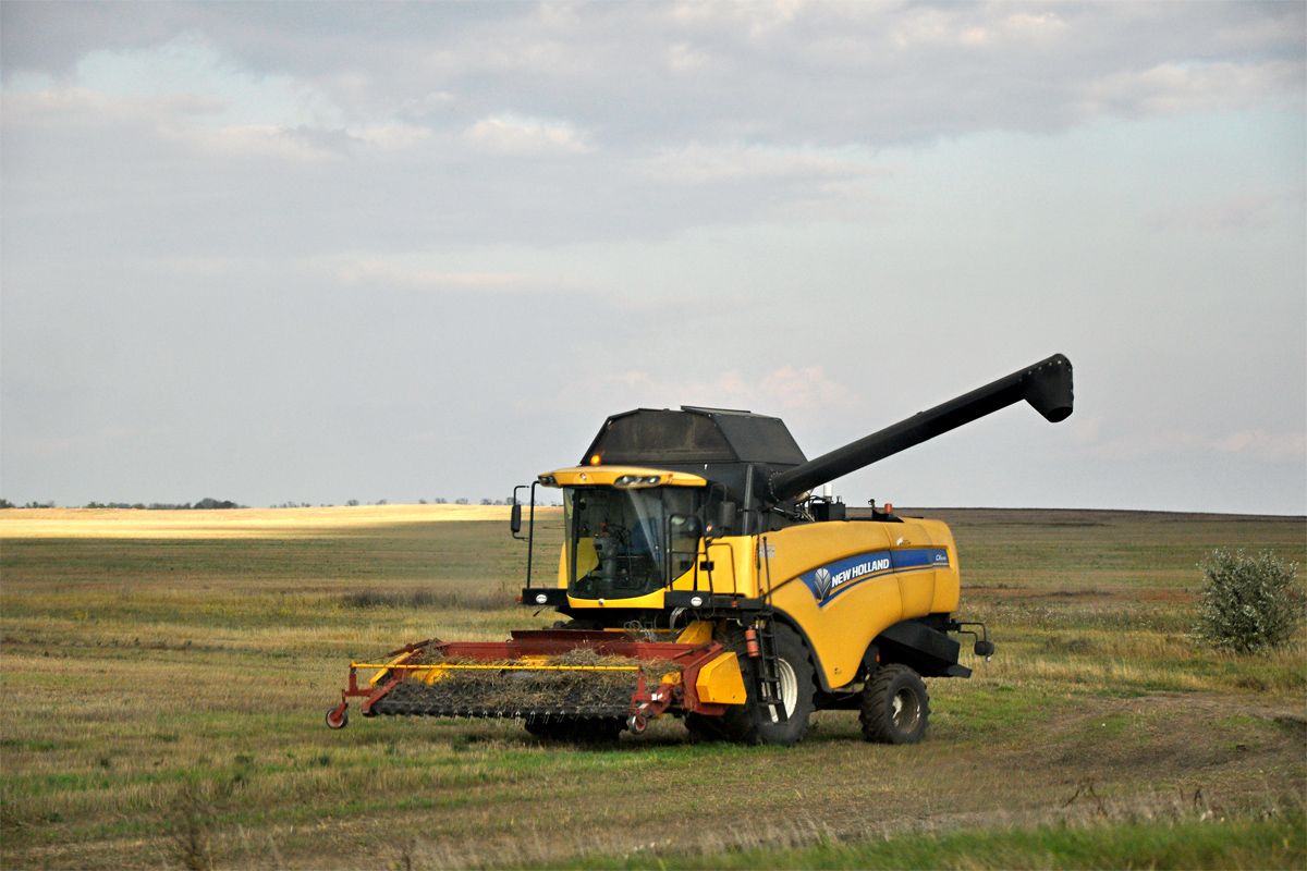 Алтайский край, № (22) Б/Н СТ 1064 — New Holland CX (общая модель); Алтайский край — Спецтехника с нечитаемыми (неизвестными) номерами