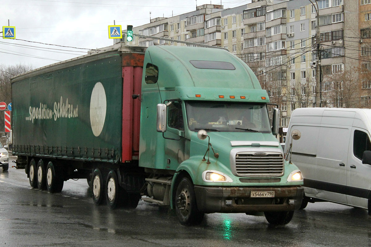 Московская область, № Х 546 КУ 790 — Freightliner Columbia