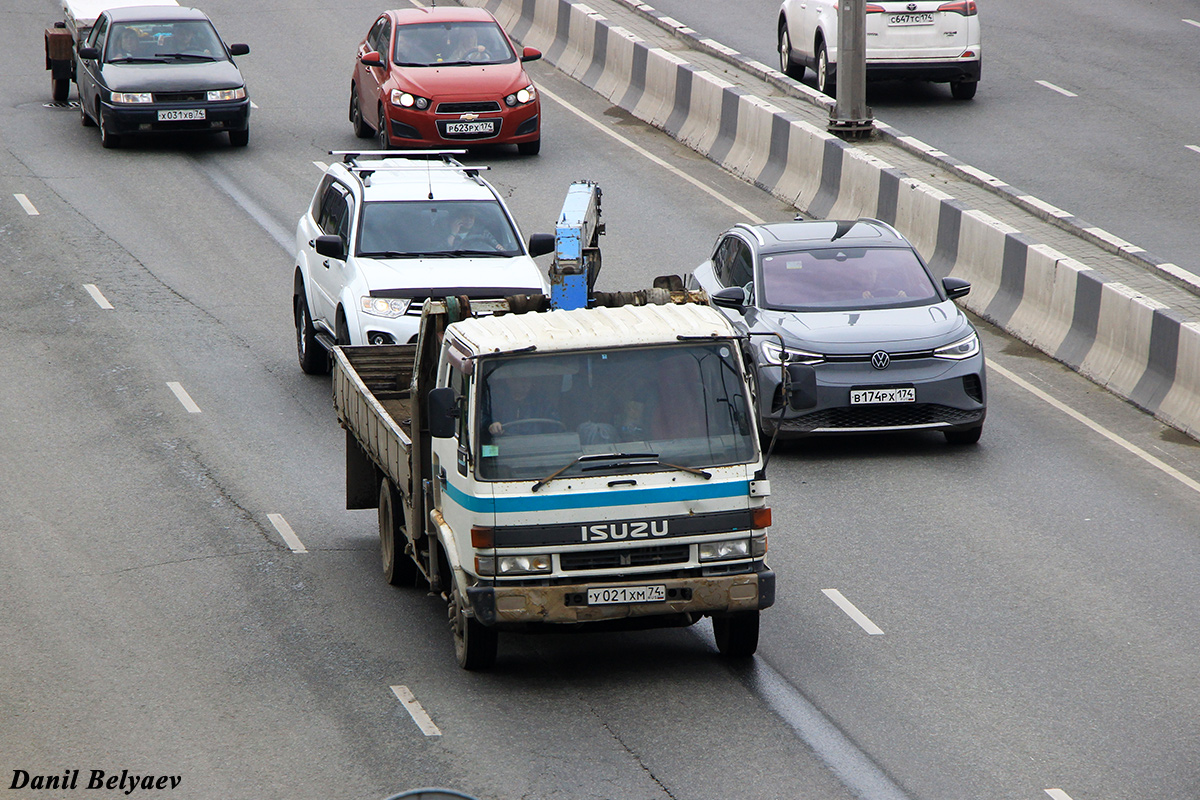 Челябинская область, № У 021 ХМ 74 — Isuzu Forward (общая модель)