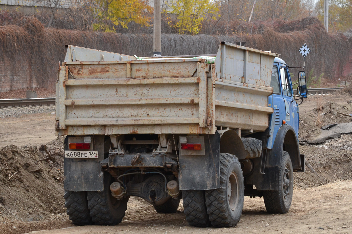 Волгоградская область, № А 688 РЕ 134 — МАЗ-5549