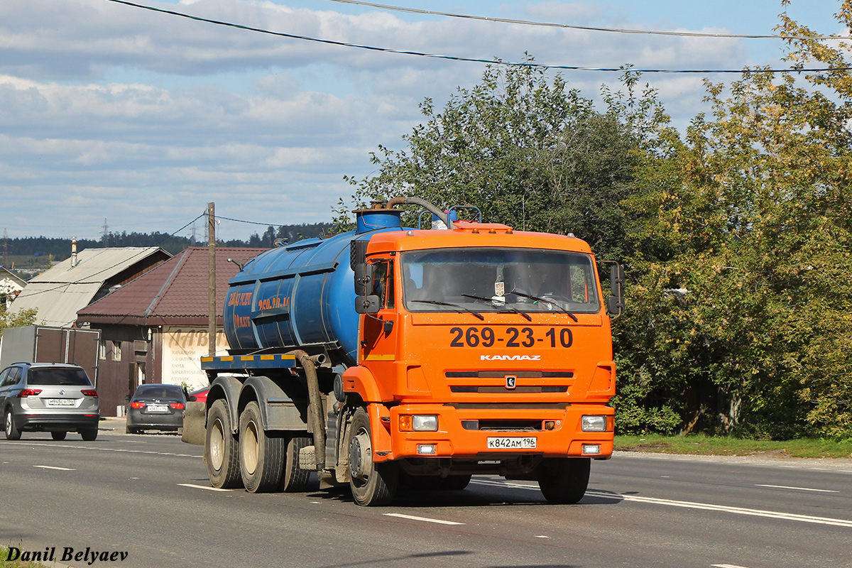 Свердловская область, № К 842 АМ 196 — КамАЗ-65115-L4