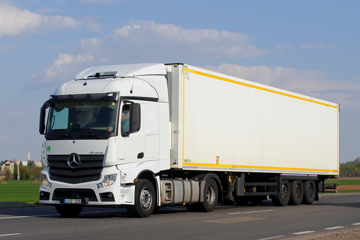 Литва, № LUZ 226 — Mercedes-Benz Actros ('2011) 1845