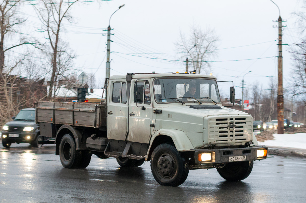 Архангельская область, № С 978 МУ 29 — ЗИЛ-433110