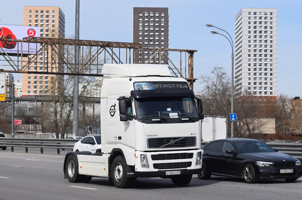 Новгородская область, № К 426 КН 53 — Volvo ('2002) FH12.440