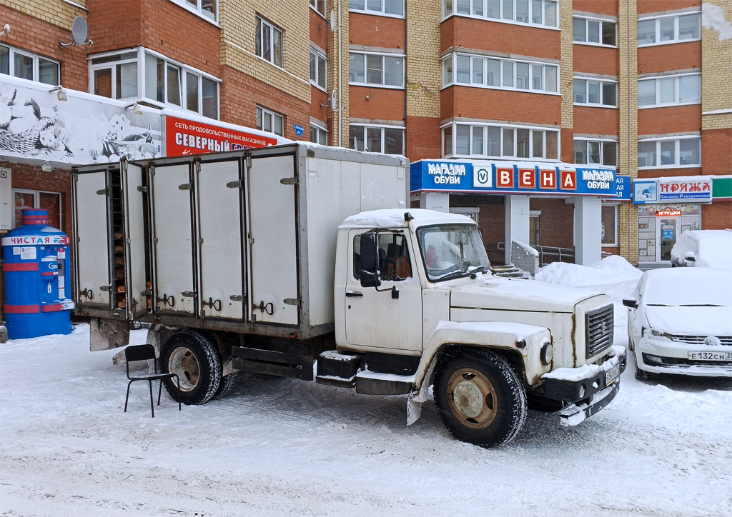 Вологодская область, № Е 541 УК 35 — ГАЗ-33098