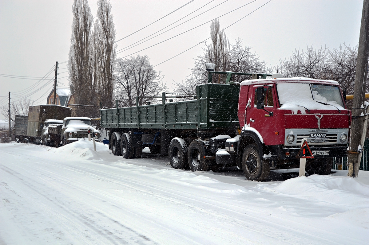 Воронежская область, № Т 329 КУ 36 — КамАЗ-54112; Воронежская область — Разные фотографии (Автомобили)