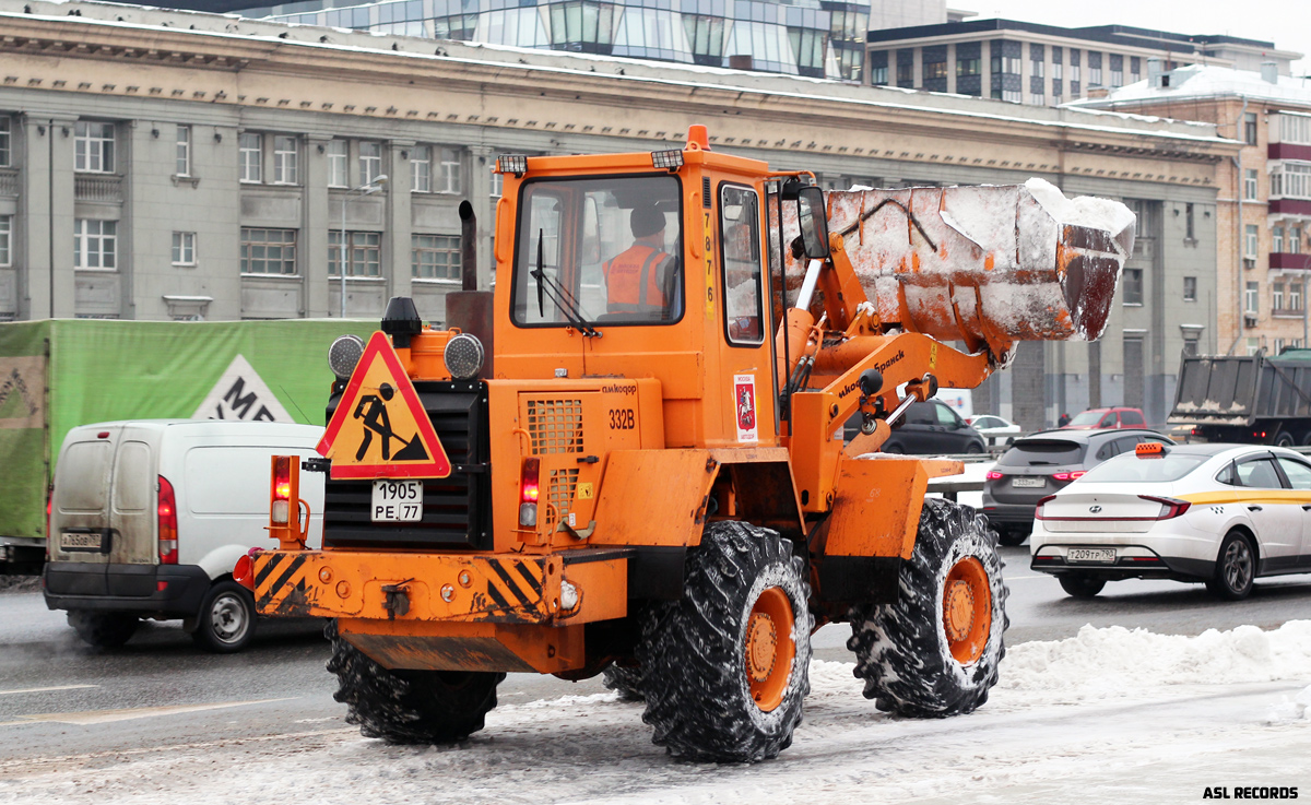 Москва, № 7876 — Амкодор-332В