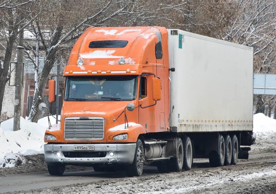 Ставропольский край, № Е 895 РЕ 126 — Freightliner Century Class