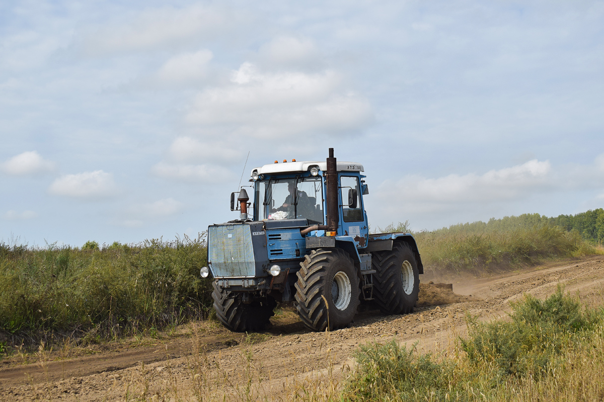 Алтайский край, № 8722 ЕК 22 — ХТЗ-17221