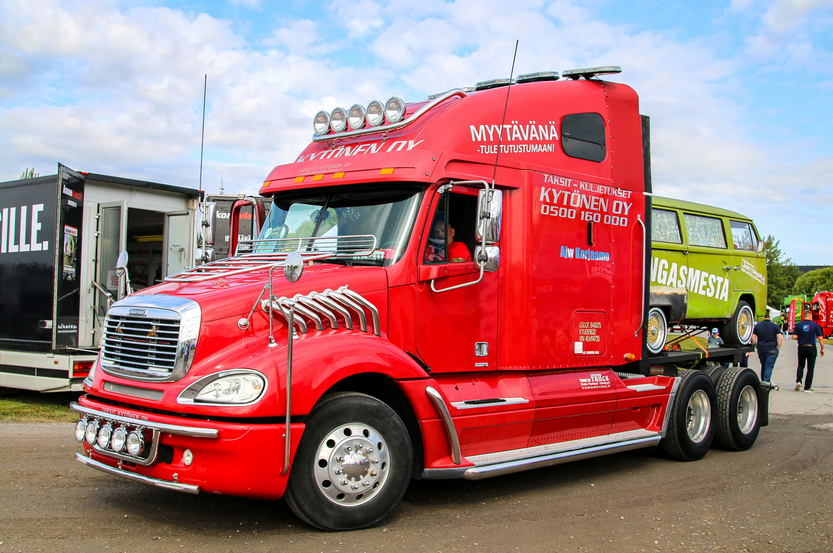 Финляндия, № IY-5633 — Freightliner Columbia