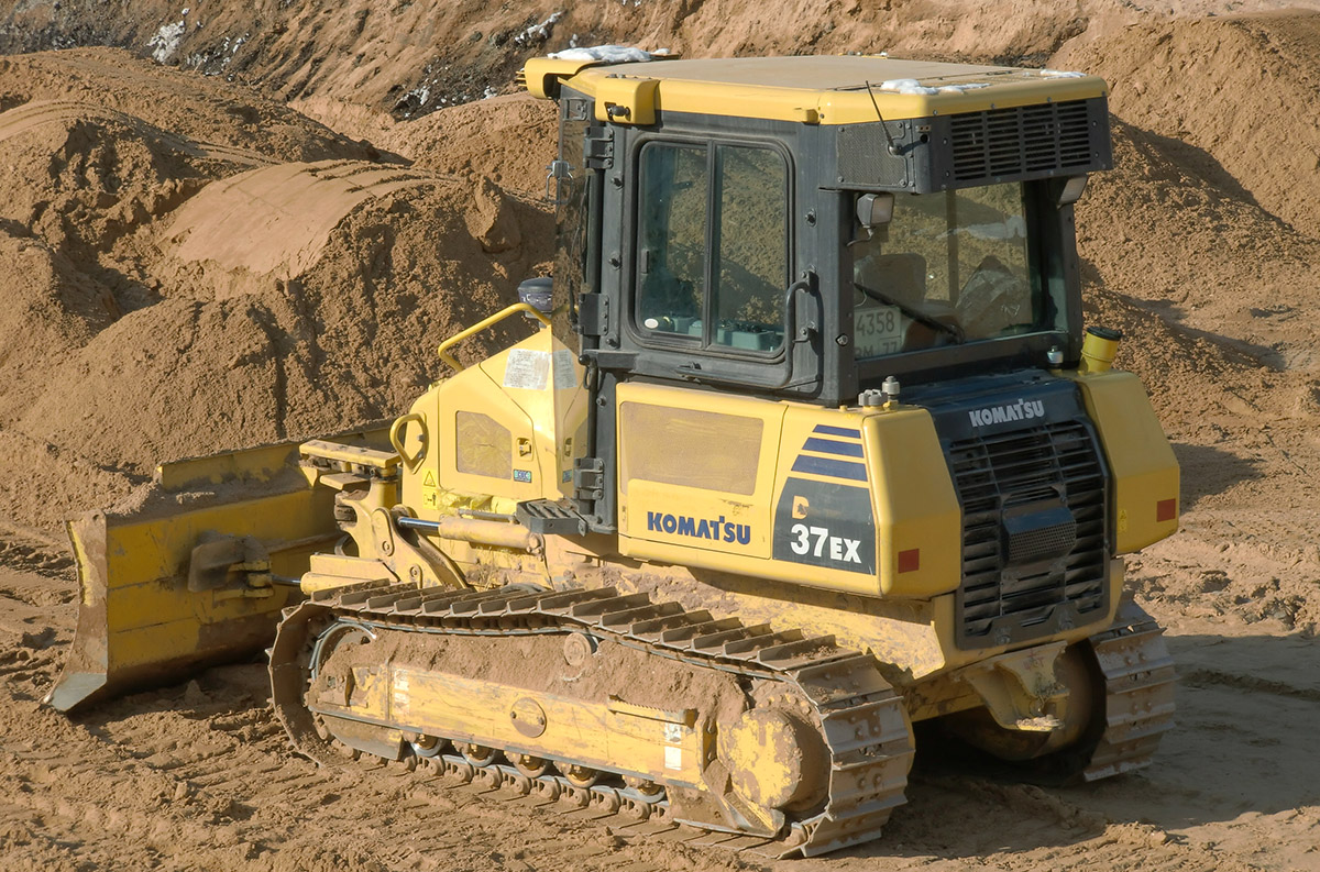 Москва, № 4358 ВМ 77 — Komatsu (общая модель)