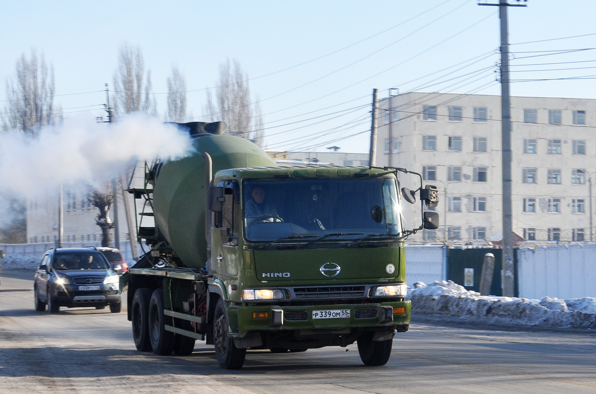 Омская область, № Р 339 ОМ 55 — Hino Profia