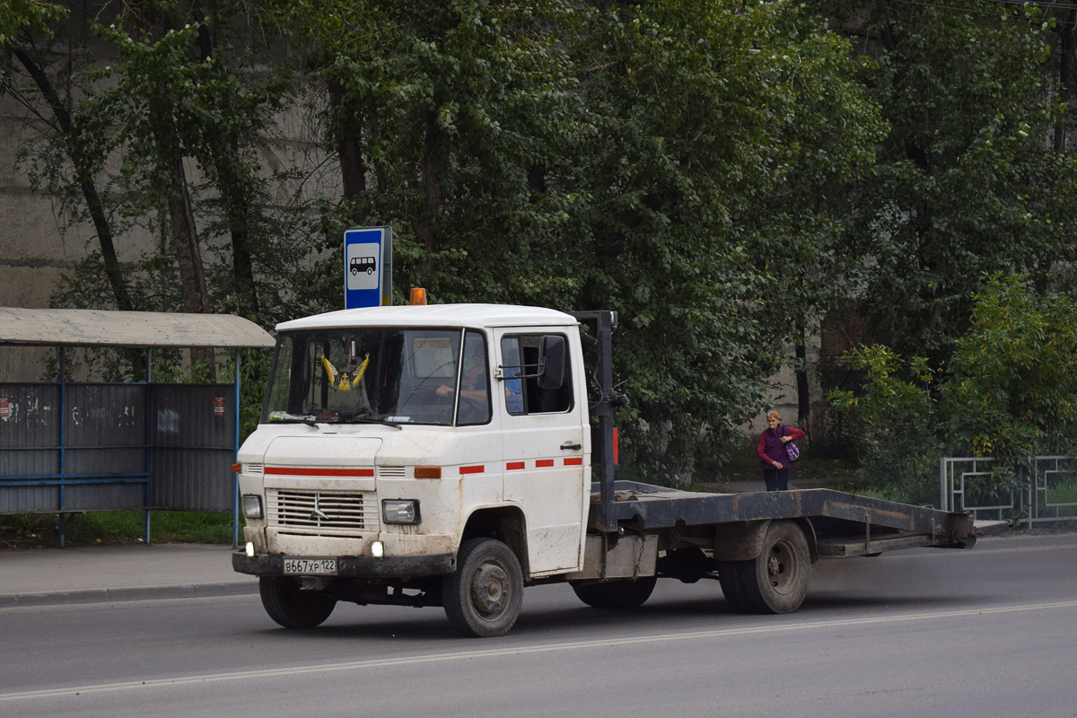 Алтайский край, № В 667 ХР 122 — Mercedes-Benz T2 ('1967)