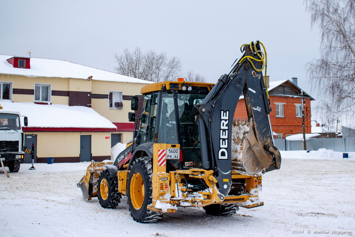 Рязанская область, № 1600 РК 62 — John Deere 325K