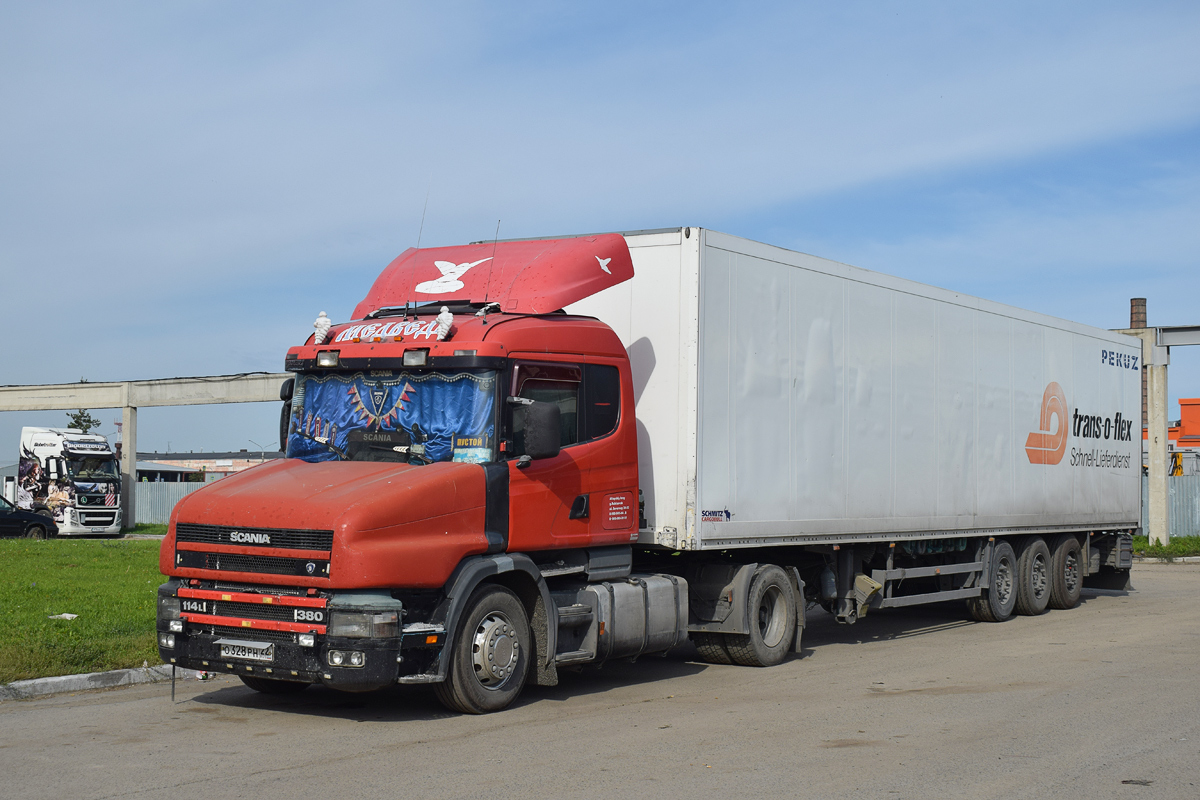 Алтайский край, № О 328 РН 22 — Scania ('1996) T-Series 114L