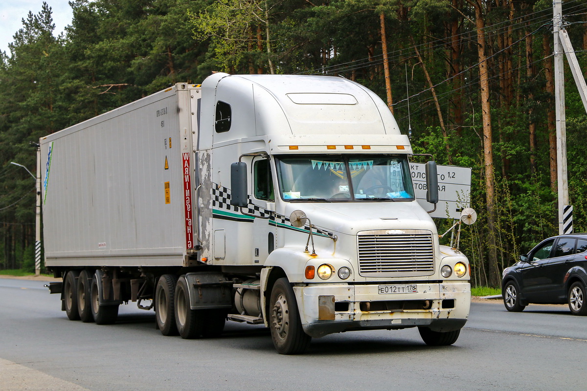 Санкт-Петербург, № Е 012 ТТ 178 — Freightliner Century Class