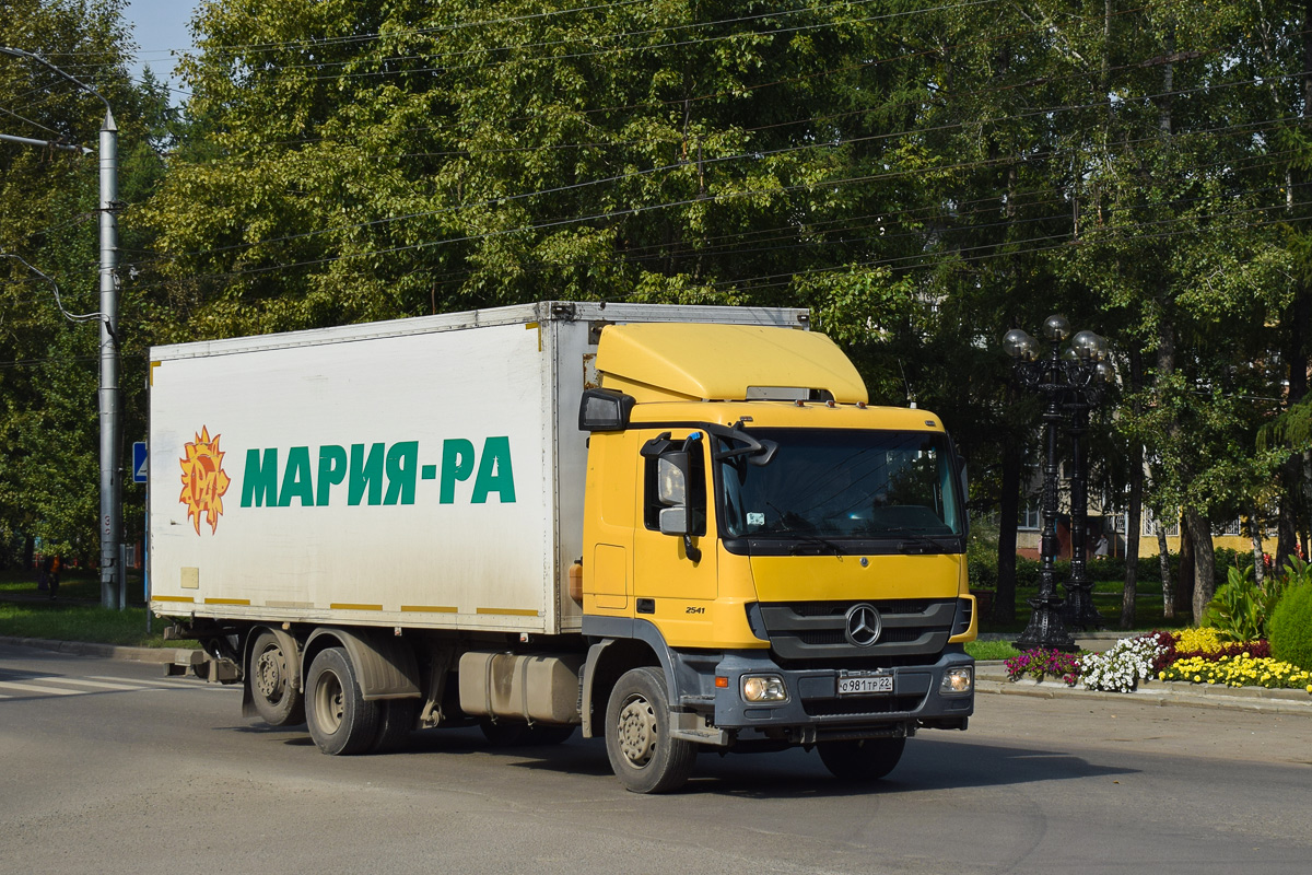 Алтайский край, № О 981 ТР 22 — Mercedes-Benz Actros ('2009) 2541