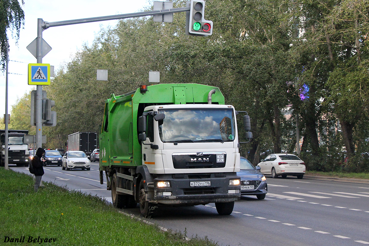 Свердловская область, № К 372 РО 196 — MAN TGM (общая модель)