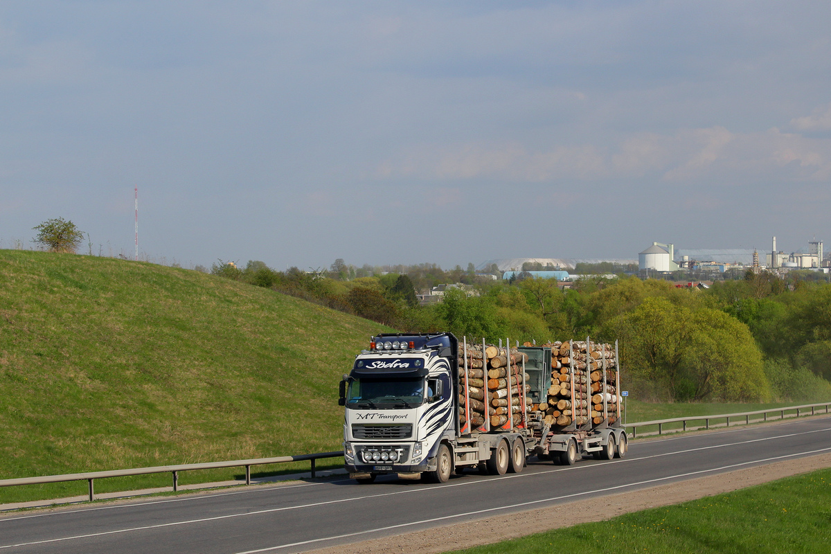 Литва, № HUZ 302 — Volvo ('2008) FH16.540