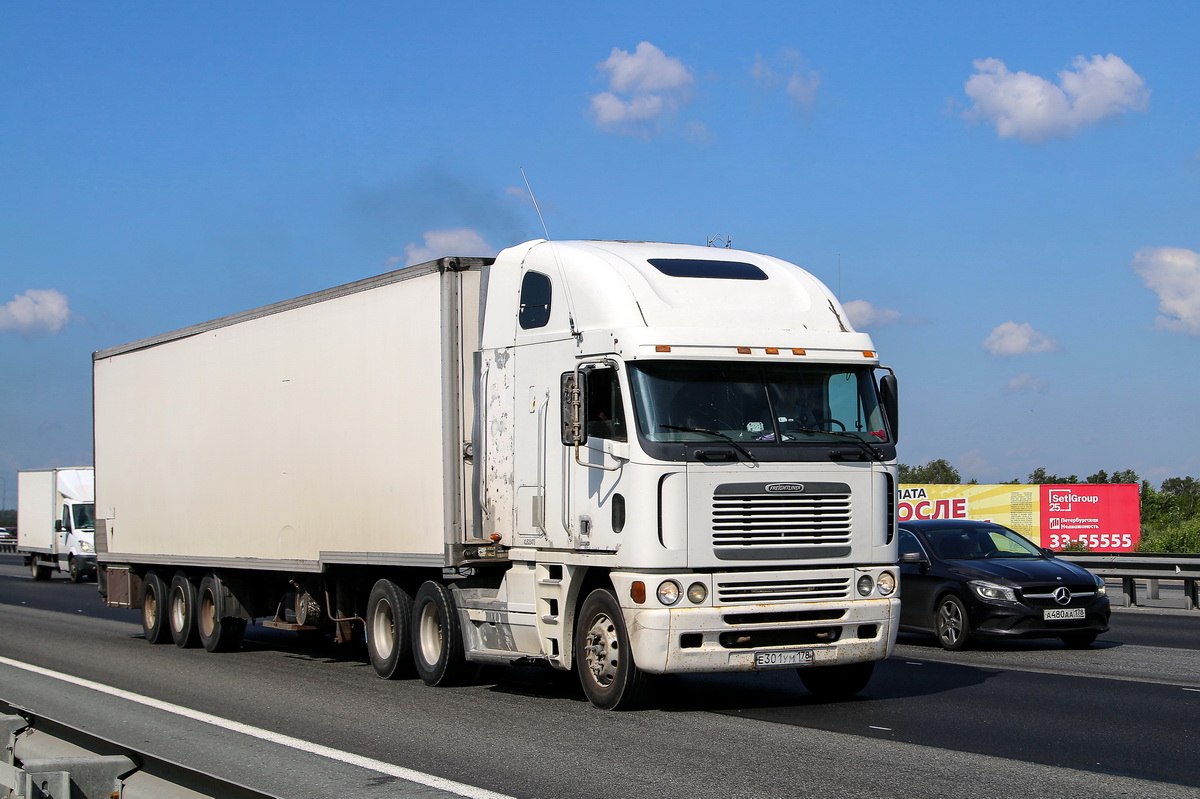 Санкт-Петербург, № Е 301 УМ 178 — Freightliner Argosy