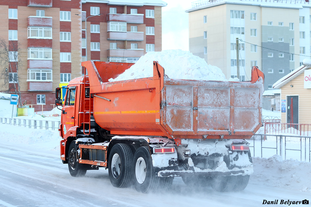 Ненецкий автономный округ, № А 128 ВС 83 — КамАЗ-65115-L4