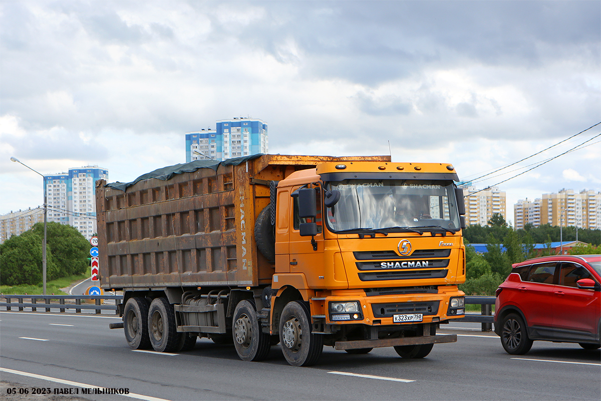 Москва, № К 323 ХР 750 — Shaanxi Shacman F3000 SX331x