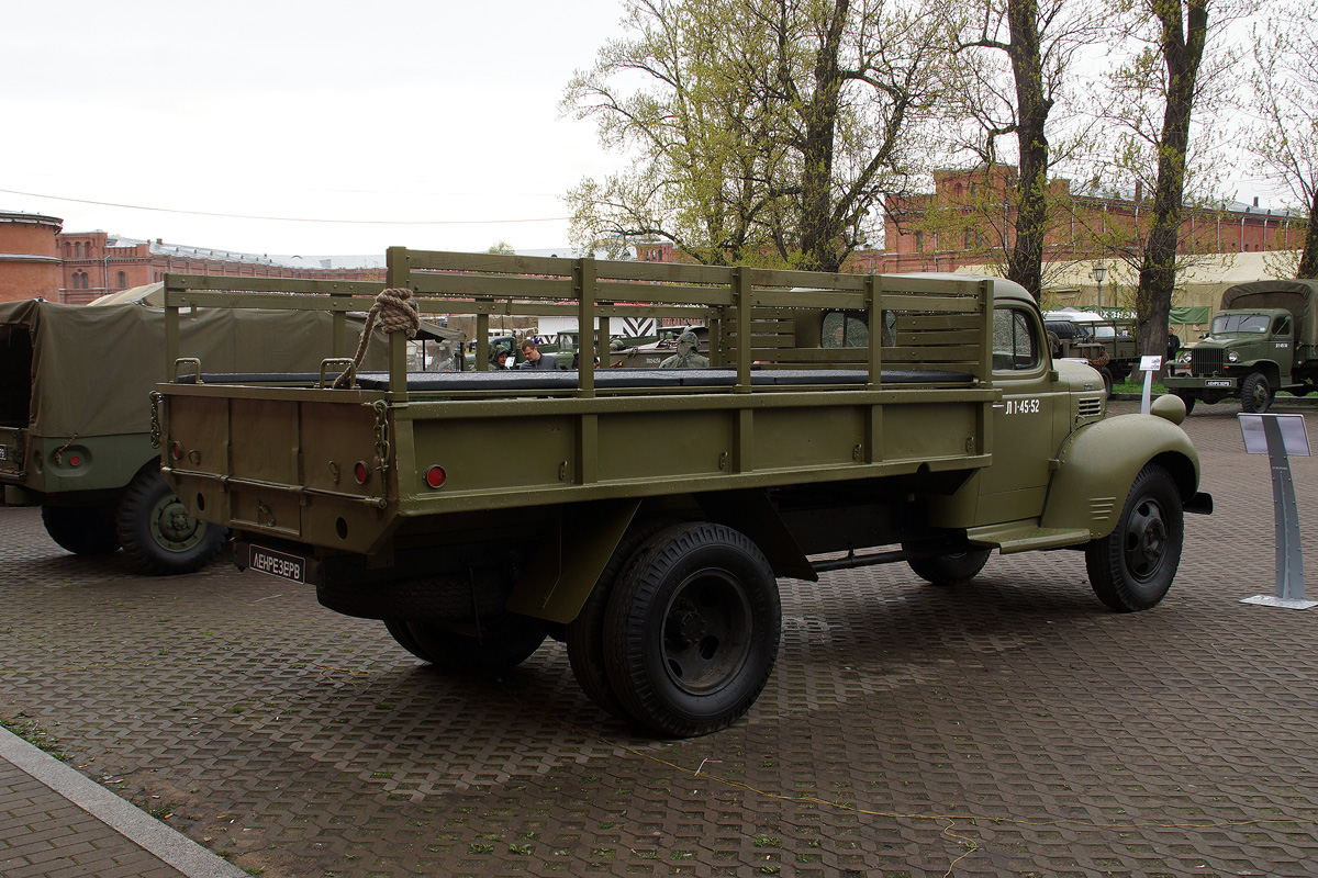 Санкт-Петербург, № Л1-45-52 — Dodge WF-32