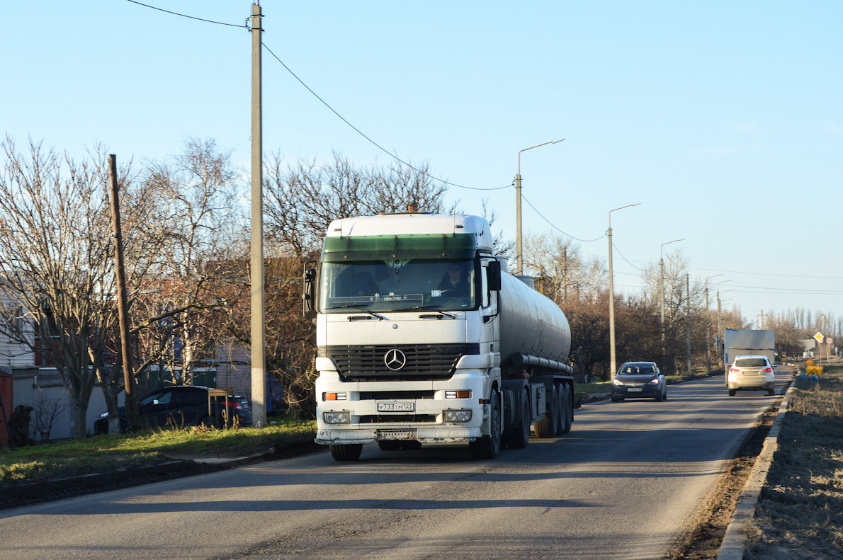 Краснодарский край, № У 733 ТМ 123 — Mercedes-Benz Actros ('1997) 1840