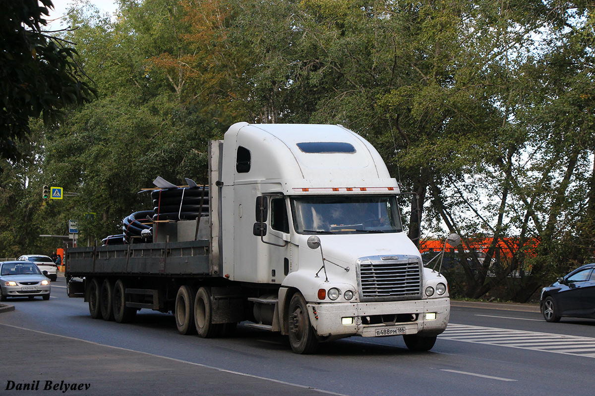 Ханты-Мансийский автоном.округ, № В 488 РМ 186 — Freightliner Century Class