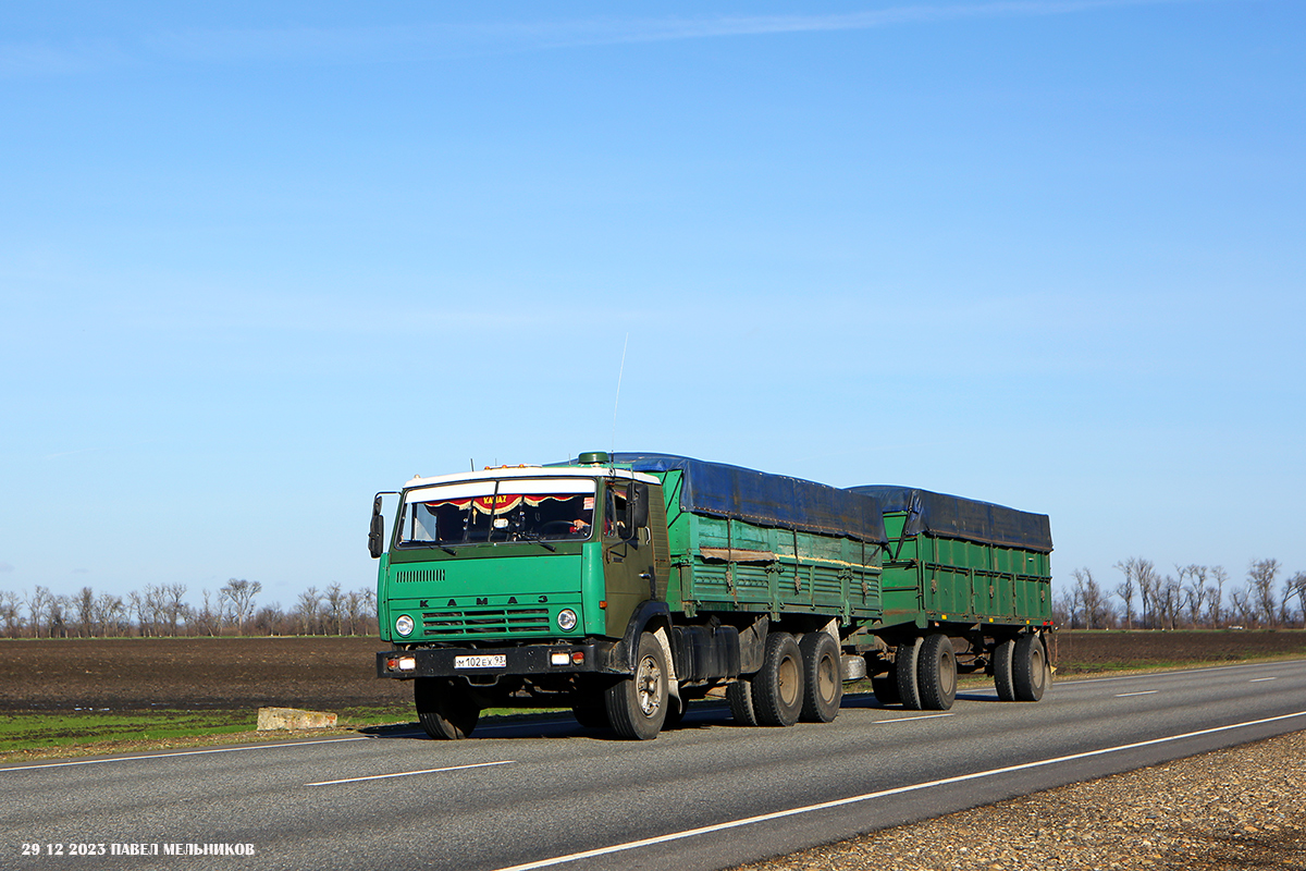 Краснодарский край, № М 102 ЕХ 93 — КамАЗ-53212