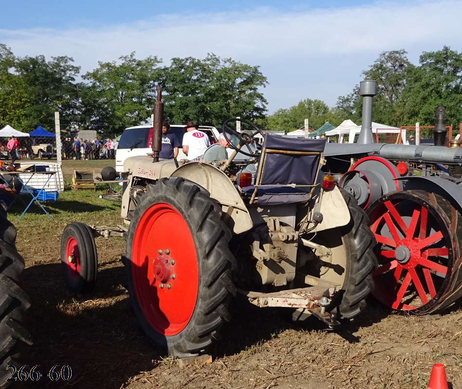 Венгрия, № (HU) U/N ST 0102 — Zetor 25, 25K; Венгрия — XV. Kiskunhalasi Veterán Traktorok és Motorok Találkozója