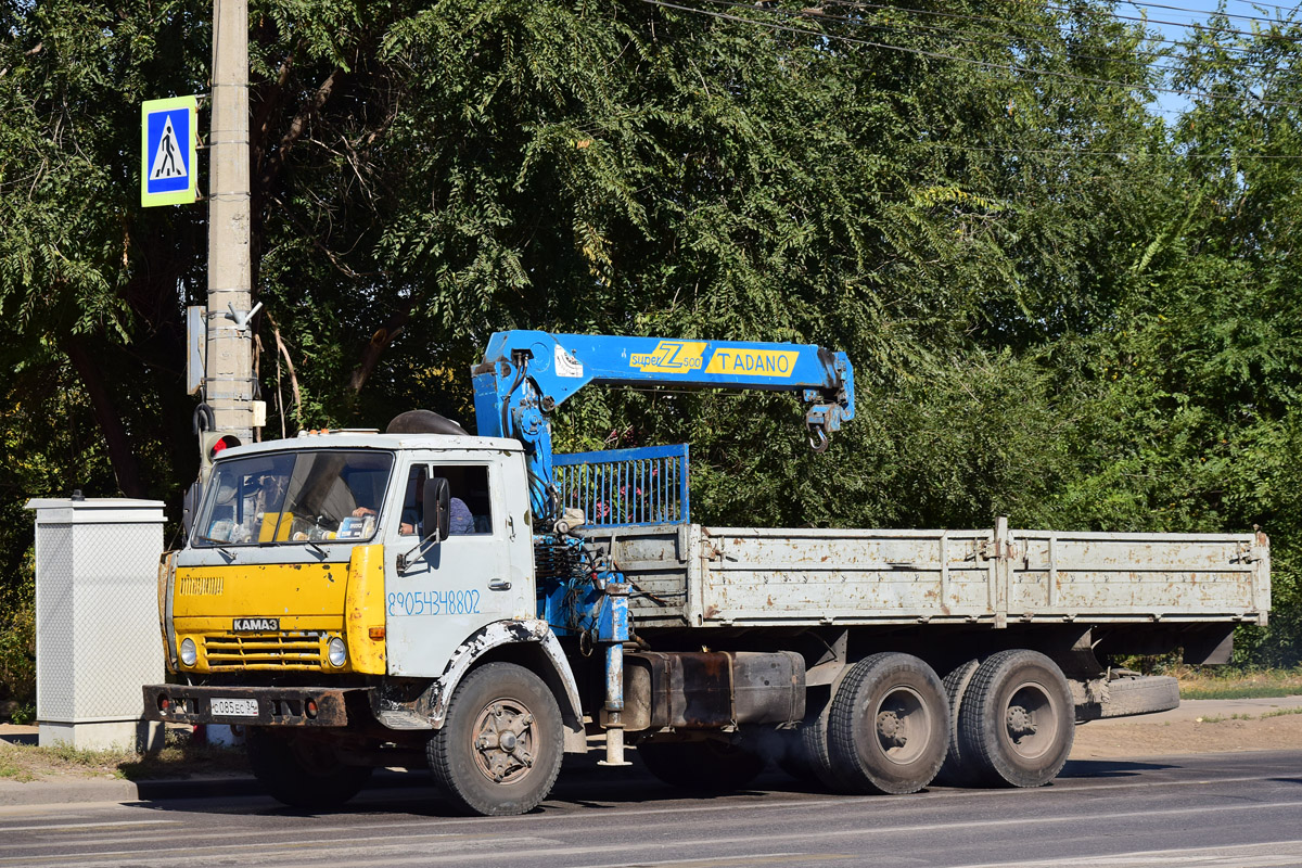 Волгоградская область, № С 085 ЕС 34 — КамАЗ-53202