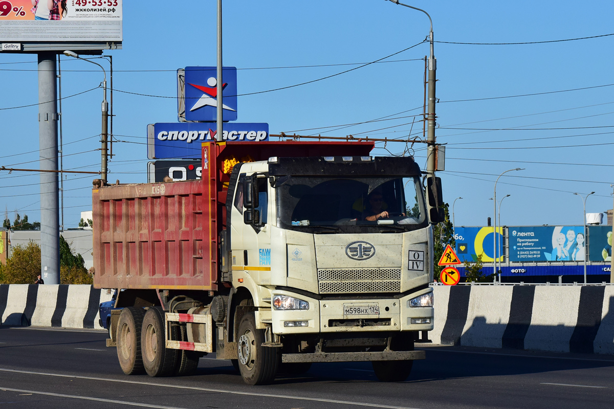 Волгоградская область, № М 598 НХ 134 — FAW J6 CA3250