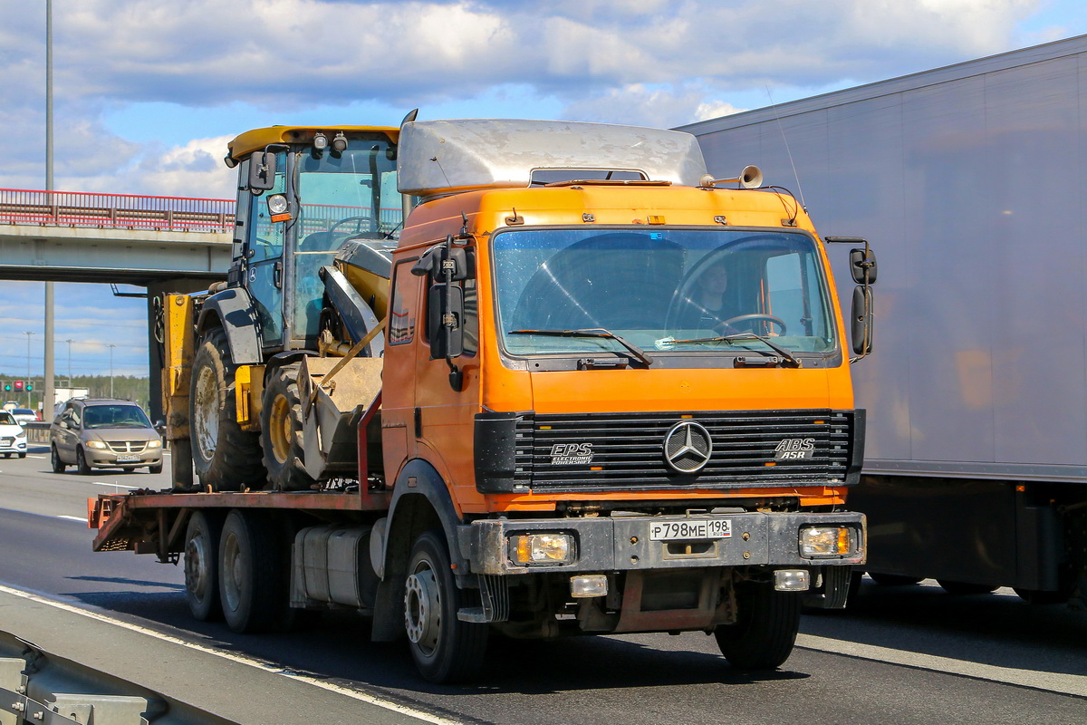 Санкт-Петербург, № Р 798 МЕ 198 — Mercedes-Benz SK 2435