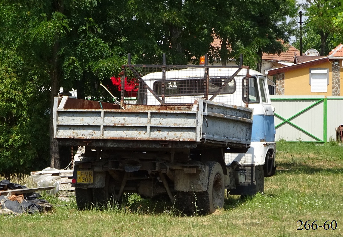 Венгрия, № FVN-302 — IFA W50L/K