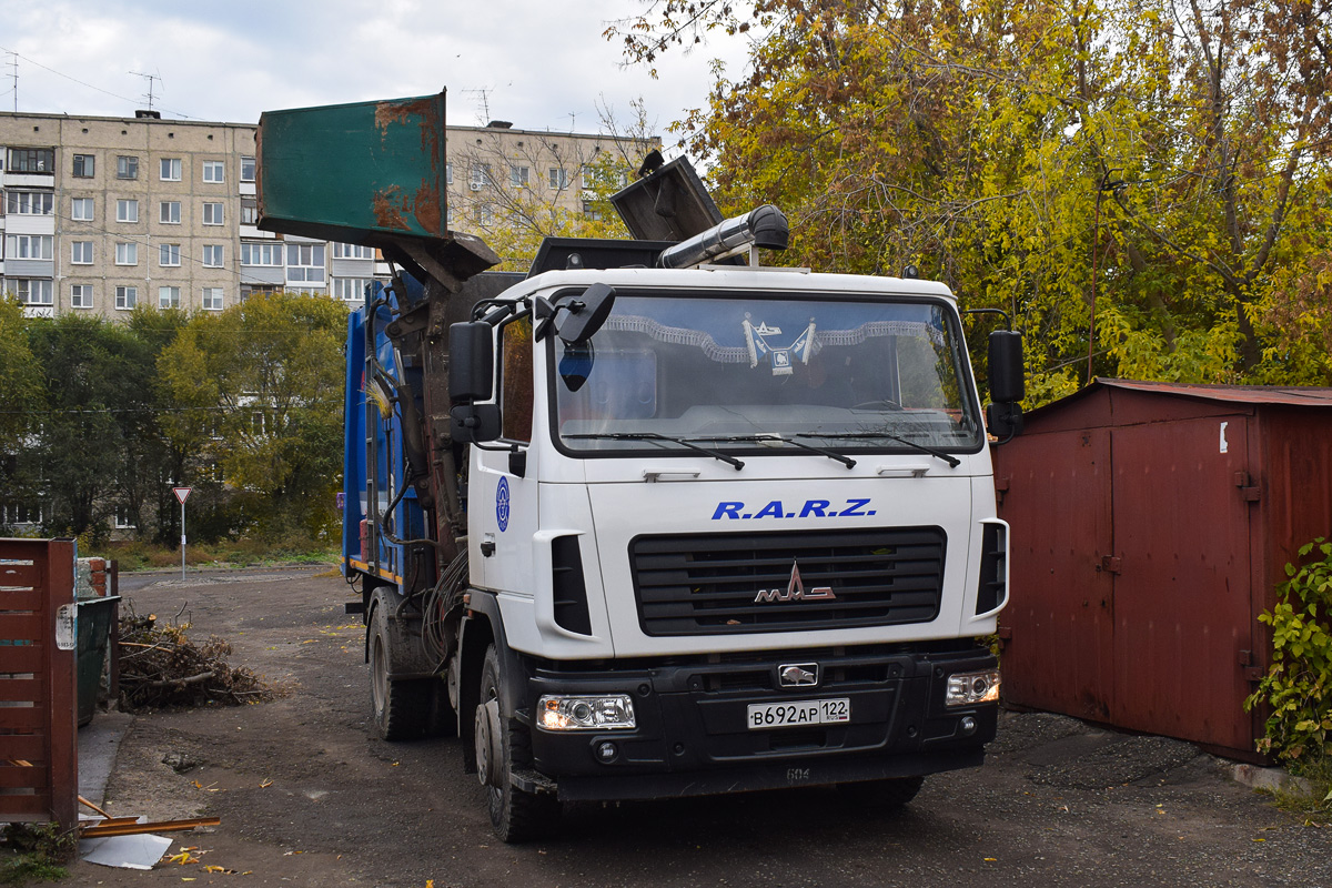 Алтайский край, № В 692 АР 122 — МАЗ-534025