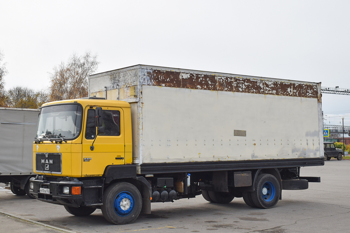 Алтайский край, № В 410 ОВ 122 — MAN M90 14.272